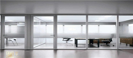 南寧辦公室裝修隔斷用什么材料比較好？