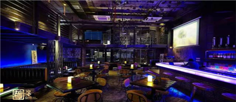 南寧酒吧設(shè)計公司對清吧裝修設(shè)計的“特殊待遇”