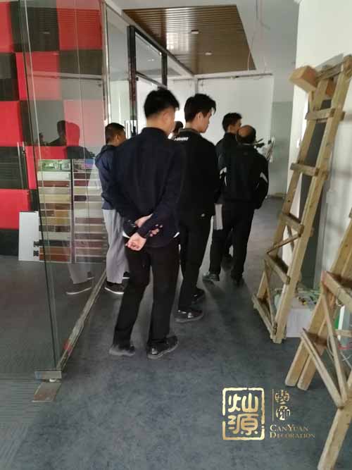 燦源裝飾施工團(tuán)隊(duì)