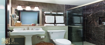 為什么酒店設(shè)計中衛(wèi)生間的玻璃是半透明的？