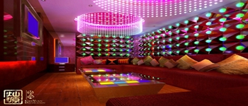 擺脫中年危機KTV裝修應該有特色才能立于不敗之地