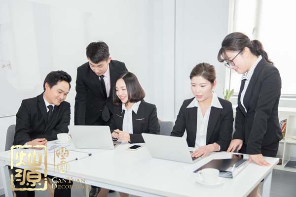 燦源裝飾設(shè)計師團隊