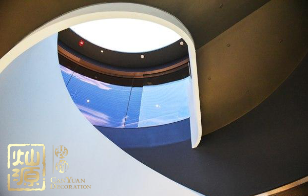 蔚來(lái)汽車莊莉離職 可惜了蔚來(lái)汽車那么舒適的辦公室裝修環(huán)境