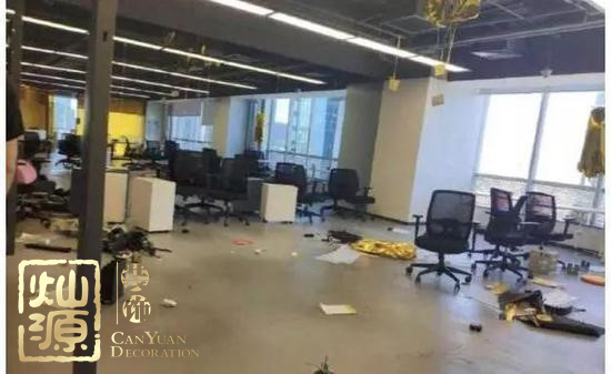 ofo小黃車日均退款3500人 ，走下神壇的小黃車辦公室人去樓空？