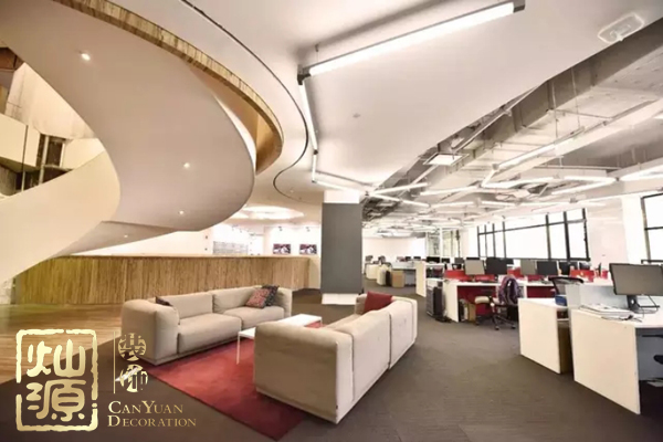 英孚教育外教吸毒 腦洞一下英孚外教這么干的原因