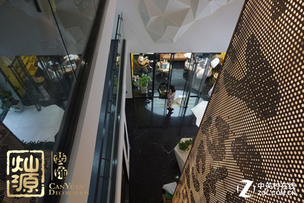 電競?cè)瞬判?00萬 電競高薪職業(yè)培訓(xùn)基地裝修堪比5星級(jí)豪華酒店