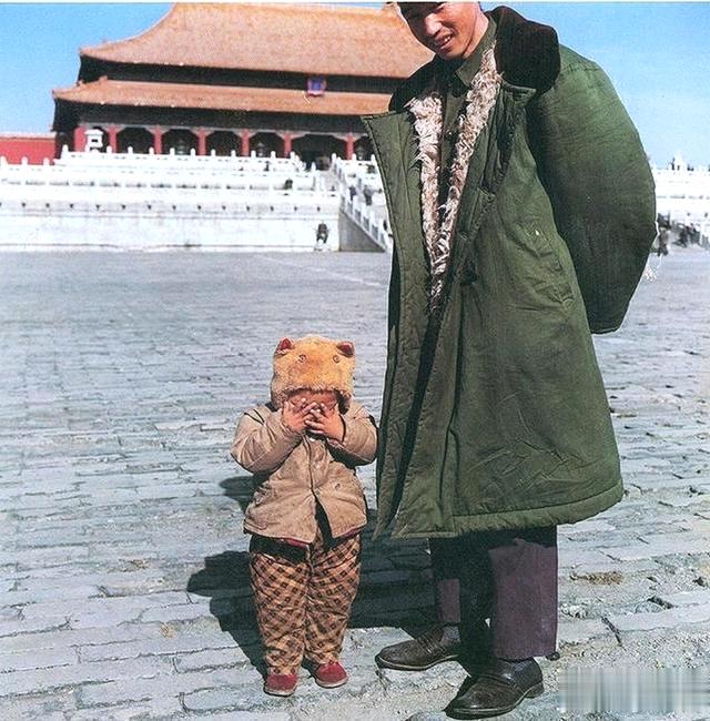 時(shí)代見(jiàn)證|孩子，這是爸媽以前生活的樣子