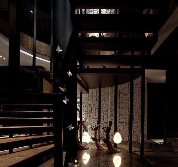 會所裝修中顏色搭配的選擇，讓人眼前一亮