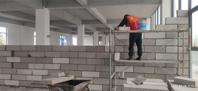 南寧辦公室裝修公司—燦源裝飾施工現(xiàn)場(chǎng) 南寧辦公室裝修公司—燦源裝飾施工現(xiàn)場(chǎng)