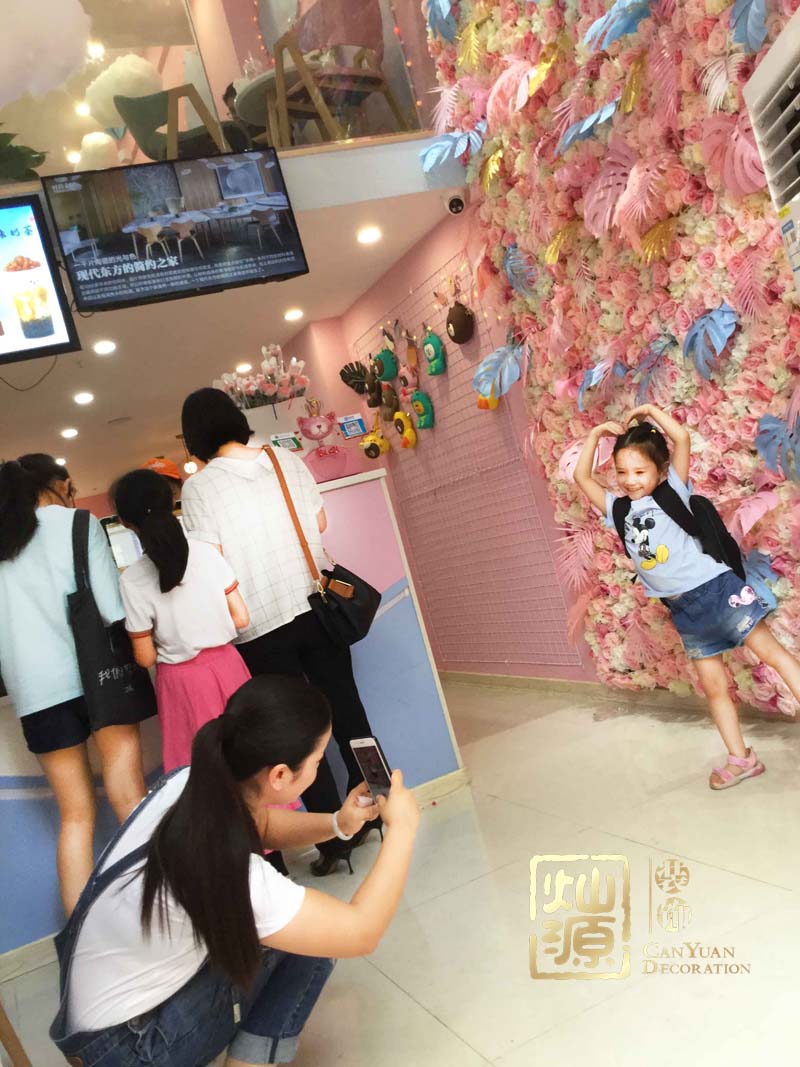 網(wǎng)紅奶茶店設(shè)計(jì)裝修 網(wǎng)紅奶茶店設(shè)計(jì)裝修